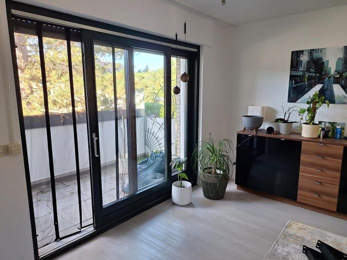 wunderschöne sonnige Wohnung mit Balkon im begehrten Stadtteil Voxtrup in Osnabrück – Balkon 1