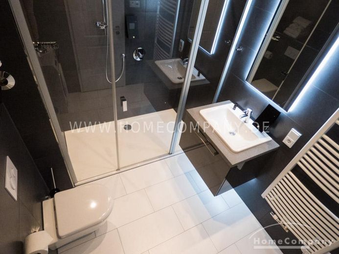 18116107 HomeCompany Dresden Möbliert/Furnished Exclusives 1-Zimmer Apartment in Dresden-Altstadt Nähe Frauenkirche max. 2 Personen – 5788c72acb52e6a2b78ee38437ede2c4deadba3e.jpg