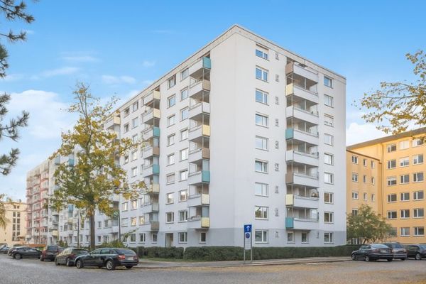 استثمار رأسمالي في شفابينغ | 3 غرف |83,71 م² | سعر الشراء 395.000 € | التملك على أساس حق الانتفاع