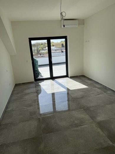 Exklusive 4-Zimmer-Penthousewohnung mit Dachterrasse & Garage+Stellplatz – provisionsfrei – Schlafzimmer