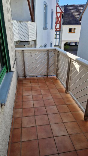 Saniertes 4,5-Zimmer-Reiheneckhaus in ruhiger Hinterhauslage in der Altstadt – kleiner Balkon