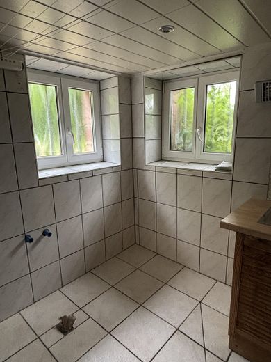 Freistehende Kaffeemühlenhaus Villa mit Naturgarten – Foto 9
