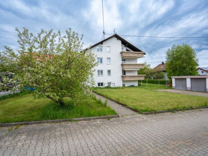 5,5 Zimmer | 138 m² | Neue Pelletsheizung – Wohnen oder Anlegen im Südschwarzwald – फोटो 1
