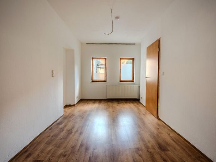 Two residential units, one special home – approx. 160 m² with a large terrace – EG_2_Schlafzimmer