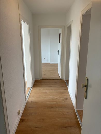 Gut geschnittene 3-Zimmer-Wohnung in Bremerhaven-Lehe – Flur