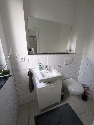 Casa di testa individuale di architetto con 4 locali a Schenefeld – Gäste WC