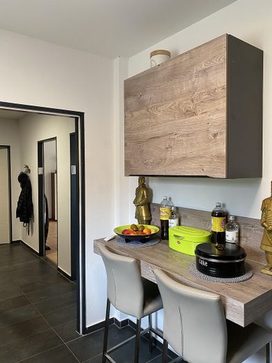 Modernisiertes Einfamilienhaus mit Kamin,Wallbox,bezugsfertig & tollem Wohngefühl – Küche kleiner Essbereich
