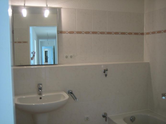 Schöne Wohnung mit sonnigen Balkon – Foto 9