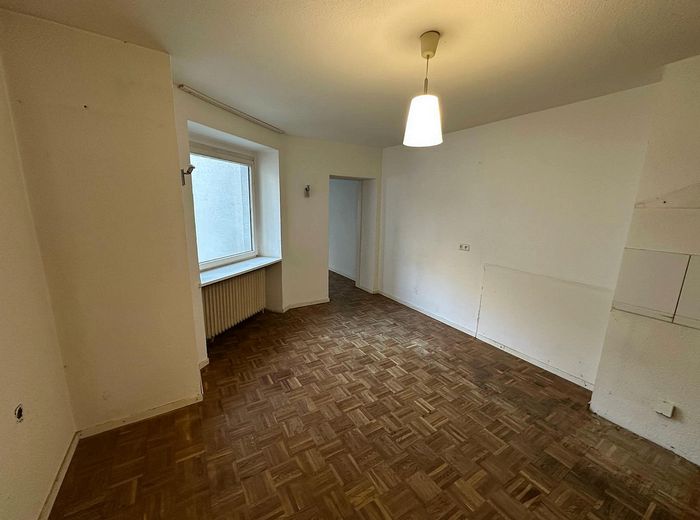 Attraktive Innenstadtlage in Düsseldorf - 3,5 Zimmer Wohnung – Küche