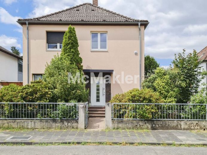 Charmantes Einfamilienhaus mit traumhafter Gartenidylle – Wohnen mit Charakter in gefragter Lage – Foto 1