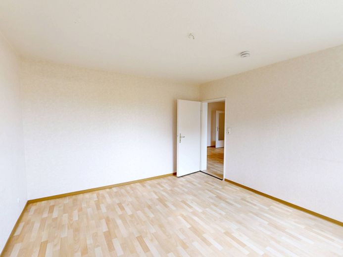 Appartement spacieux de 3 pièces avec BALCON et CUISINE INTÉGRÉE – Ansicht II: Schlafzimmer I