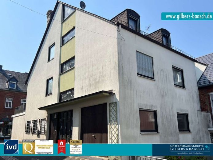 Hermeskeil: Casa residenziale per 1-2 famiglie con garage e ulteriore spazio commerciale/ufficio nella zona pedonale – Foto 1