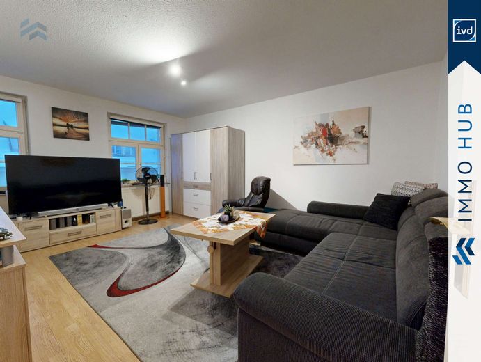 ++ 4,6% Rendite! Vermietete 1-Raum-Wohnung in beliebter Lage ++ – 5481948-8UvPJUxBzJosEUW19ENE5pyK-Wohnzimmer.jpg