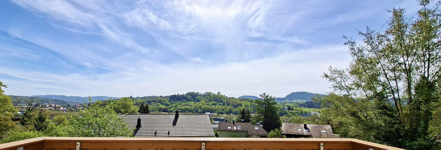 Doppelhaushälfte in stadtnaher Panoramalage von Schwäbisch Gmünd – Aussicht EG