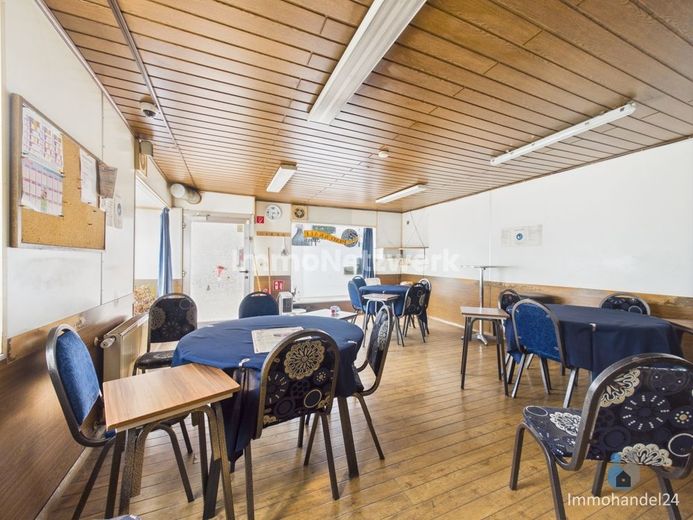 NEU***Sanierungsprojekt im Zentrum von Euskirchen***TOPLAGE – Gewerbe EG