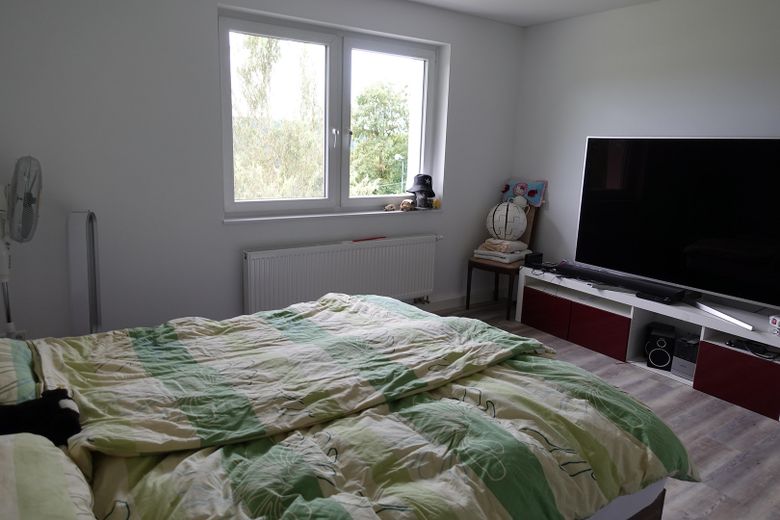 Domaine rural isolé avec infrastructure autonome – 4 ha, fonctionnement en îlot, autosuffisance | Sans agent immobilier – Wohnzimmer OG