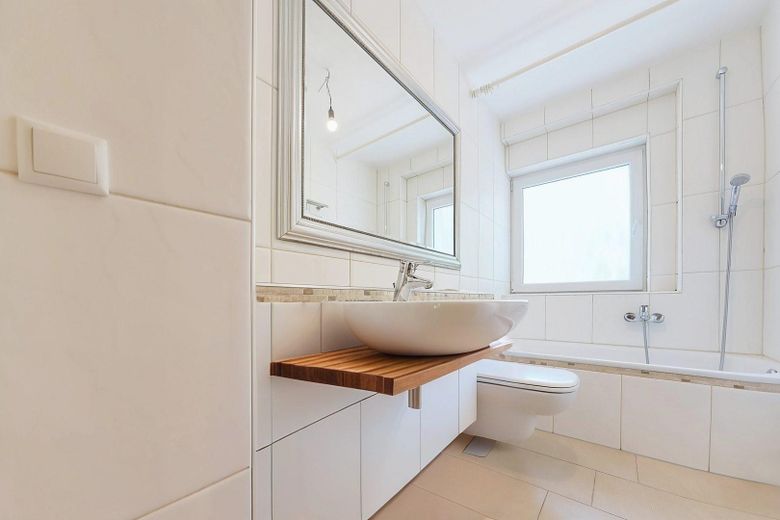 Appartamento maisonette con terrazza, giardino e balcone – senza provvigione ad Alterlangen – Foto 37