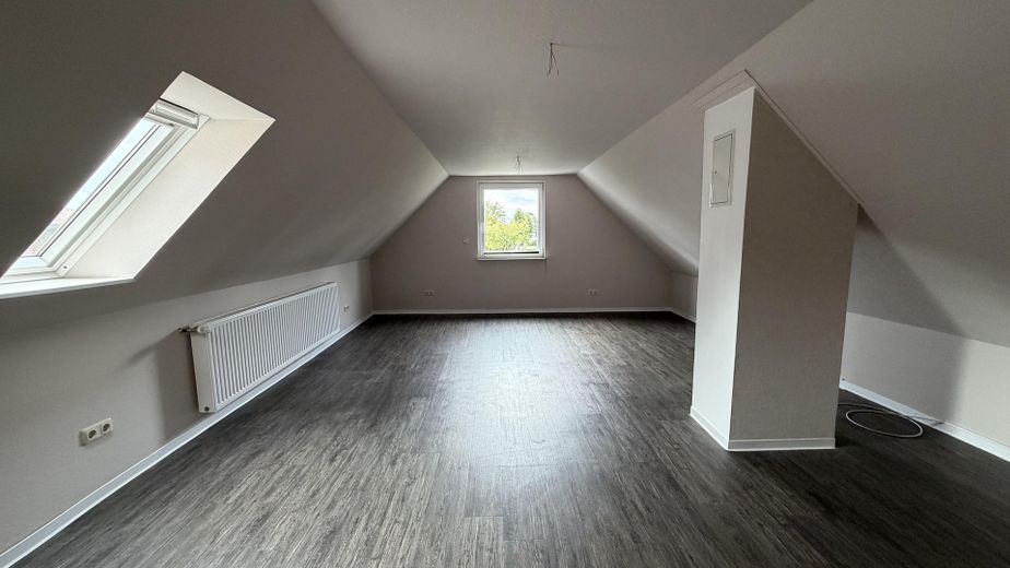 Resthof mit Nebengebäude und bebauugsfähigem Grundstück – Gästezimmer