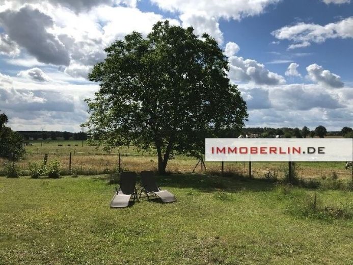 IMMOBERLIN.DE - Wspaniały dom jednorodzinny z 2 mieszkaniami wakacyjnymi, budynkiem gospodarczym i potencjałem rozbudowy – Foto 1