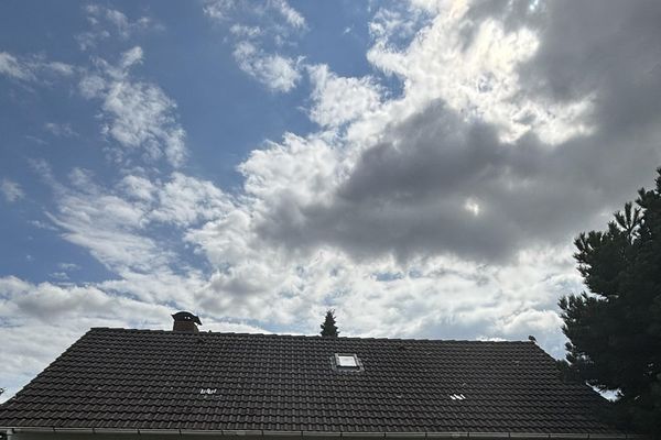 solides Einfamilienhaus an der Elbe