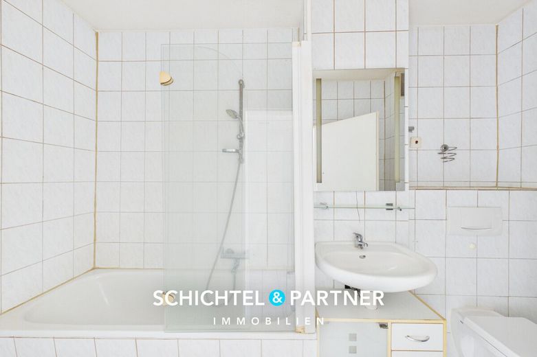 Mahndorf | Helle 4-Zimmer-Wohnung mit zwei Loggien und grünem Ausblick – S&amp;P | Badezimmer