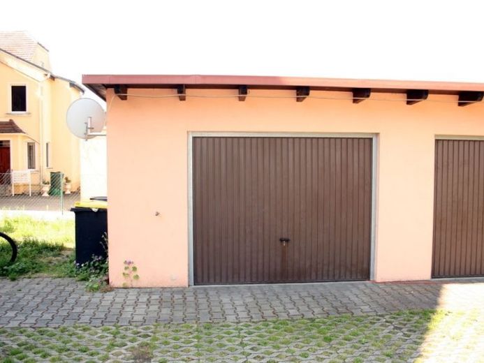 Schicke Dachgeschosswohnung mit EBK! – फोटो 1