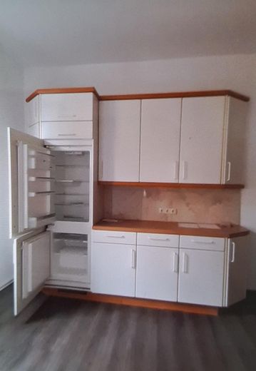 Inmueble de inversión: edificio plurifamiliar con unidad comercial - alquilado, se vende por motivos de edad – ALNO EBK