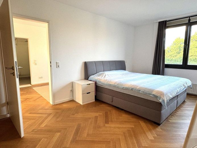 *PROVISIONSFREI* Helle 4-Raum-Wohnung mit 2 Balkonen in gepflegtem Haus – Schlafzimmer