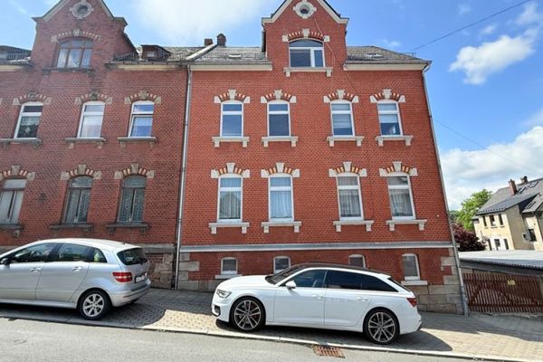 ++ para inversores o propietarios ocupantes: edificio residencial multifamiliar con potencial en una buena ubicación céntrica ++