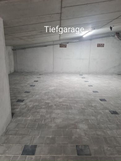 Elegante appartamento con giardino di 2 locali: design moderno e posizione privilegiata nell’Ackermann Park – Foto 11