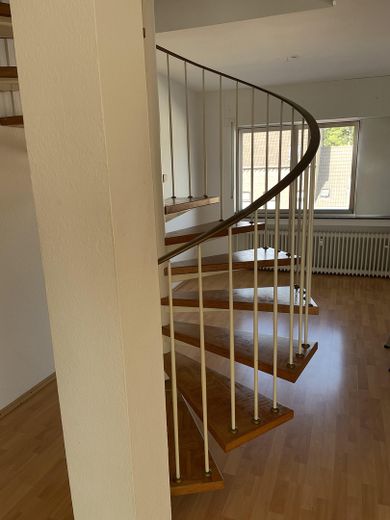 Apartamento de 2 habitaciones, aprox. 92 m², con balcón – Foto 7