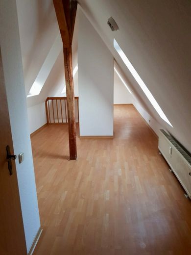 3 Zimmer Maisonett Wohnung in ruhiger Lage – Zimmer DG