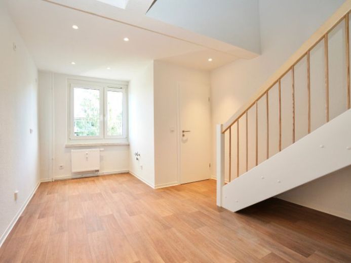 Maisonette-Wohnung mit zwei Balkonen – Foto 1