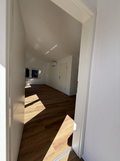 Frisch saniertes Einfamilienhaus mit Kaminofen auf 634qm Grundstück - provisionsfrei – Wohnen Ansicht 11