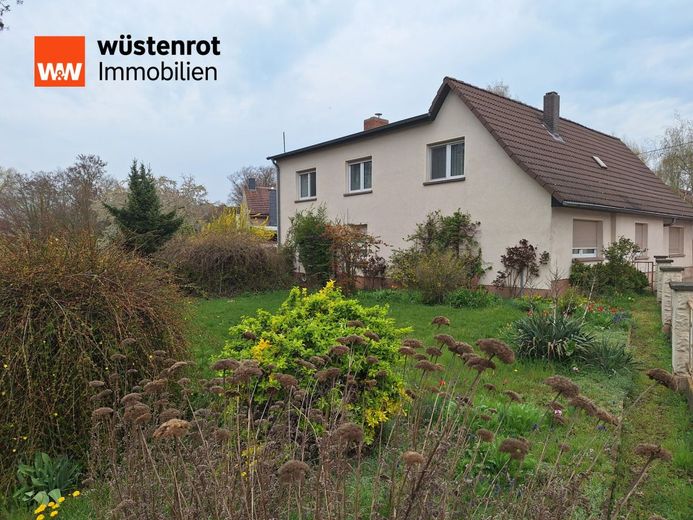 Wohnen mit Perspektive in Wulfen - Einfamilienhaus mit Garten, Garage und Raum für Ihre Ideen – Hausansicht