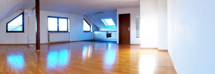1 Zimmer - Dachgeschoss - Woh­nung in Lahr-West mit Einbauküche ab 01. Oktober zu vermieten