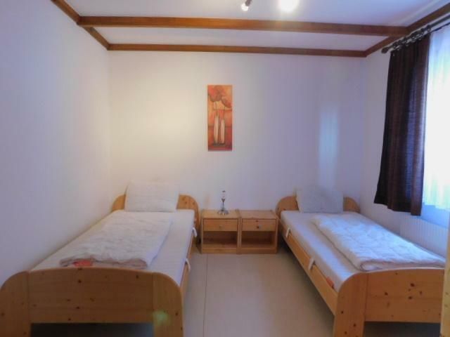 FB8 2. Schlafzimmer