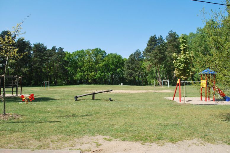TOP-Altersvorsorge: 4-Sterne-Ferienhaus in ruhiger Lage nur 200m zum Plauer See – Kinderspielplatz in ca. 100m 
