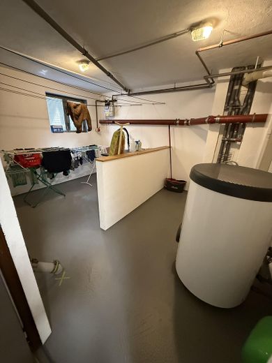 Schönes Haus mit Garten in Ratingen und Garage – Heizung raum