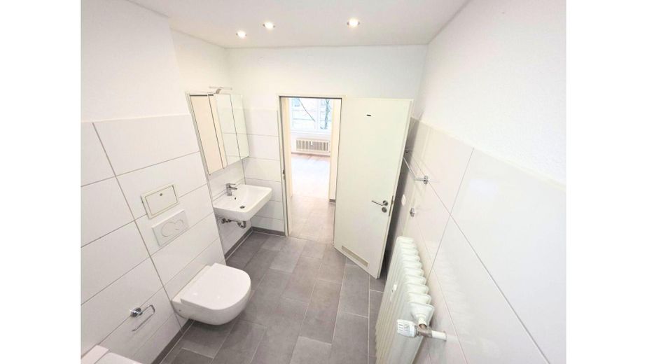 Bad: Waschmaschinenanschluss