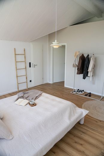 Dachgeschoss-Loft, 76 m² | Erstbezug nach Sanierung | Einbauküche | Homeoffice | provisionsfrei – फोटो 8