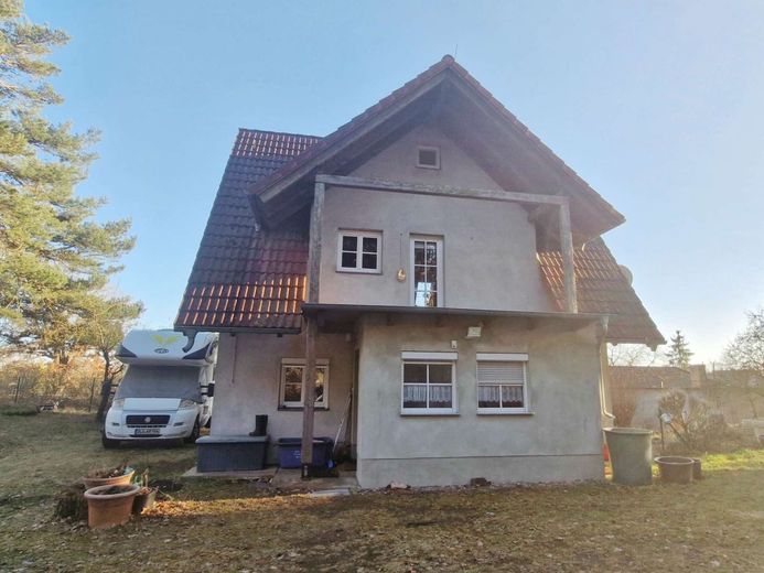 Wohnen im eigenen 1,8‑Hektar‑Wald – Hausansicht Norden