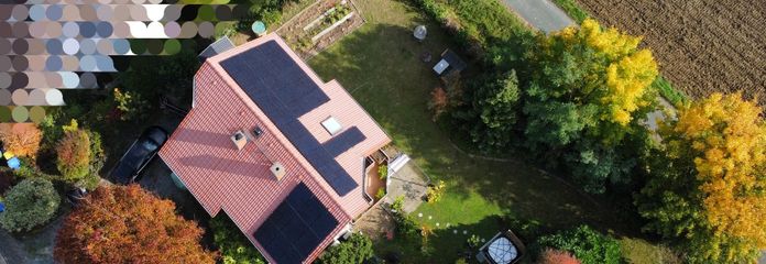 Без комиссии: идиллия на окраине поля встречается с системой Smart Home — полное кондиционирование, фотоэлектрическая система и очень низкие затраты на энергию – Grundstück Gesamt