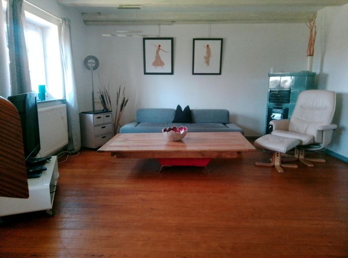 Am Schloßteich - Schönhagen – Wohnzimmer - Wohnung 2