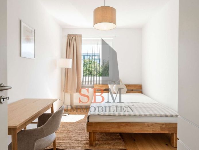 Helles WG-Zimmer (13 m²) mit eigenem Balkon in entspannter 4er-WG in München-Freimann ab – Foto 1