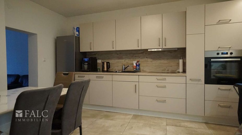 Komplette saniert 300 m² Fachwerkhaus und ca. 2.800 m² Grundstück – Küche EG