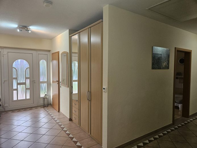 Provisionsfreier Bungalow in ruhiger Lage – Flur