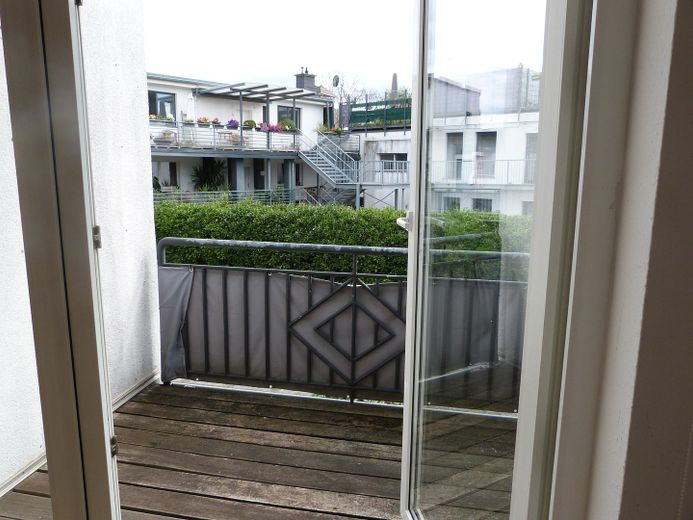 3-Zimmer Wohnung in Neuss befristet für 24 Monate zu vermieten – Balkon Kinderzimmer