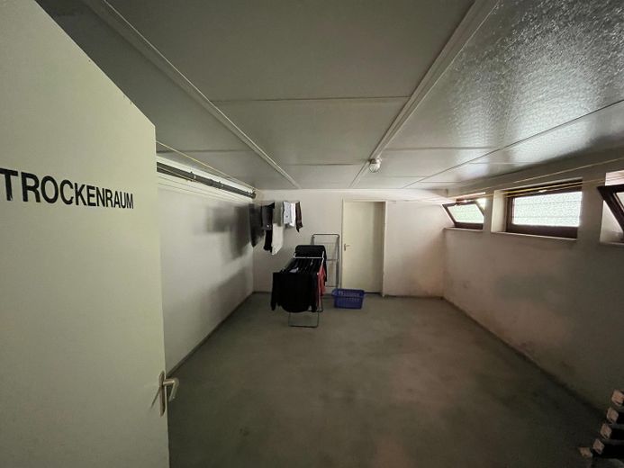 Provisionsfrei: 4-Zimmer-Dachgeschosswohnung mit Südbalkon & Garagenstellplatz in Schwachhausen – Foto 23