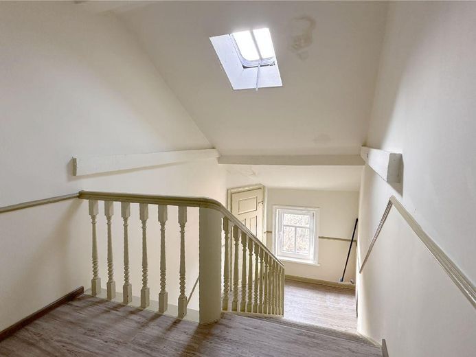 Charmante 2-Zimmer Dachgeschosswohnung in Jena-Wenigenjena – Wohnungseingang